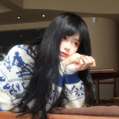 眼里余光都是你